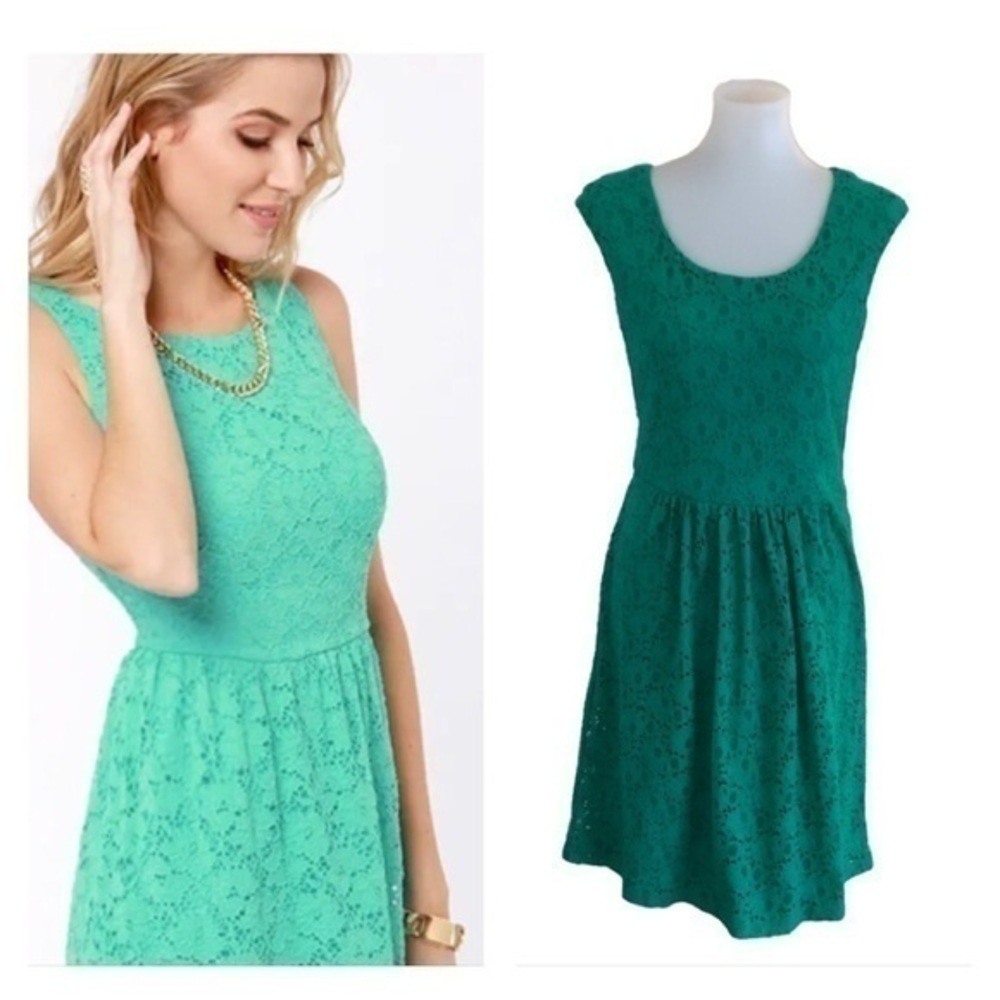 Ronni Nicole sleeveless lace dress - Picture 8 of 8